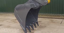 Komatsu bucket