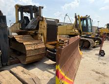 KOMATSU D61PX-15