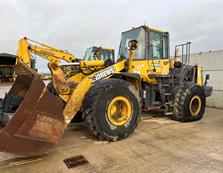 KOMATSU WA470-6